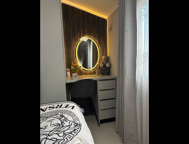 2 BEDROOM HOUSE FOR SALE IN CROFTDENE